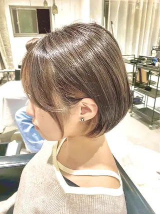ショート カラー ✂︎cadre✂︎ 🪶かまだれいし🪶のヘアスタイル