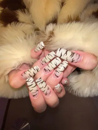 ネイル NICO nail　三軒茶屋店　ネイル＆アイラッシュ所属・oichan 𖦹°‧のネイルデザイン