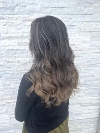 ロング カラー パーマ ヘアアレンジ ネイル 美容室 ソンリエのヘアスタイル