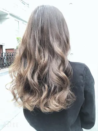 ロング カラー パーマ ヘアアレンジ メンズ キッズ ネイル マツエク・マツパ ACHFILO モデル募集のヘアスタイル