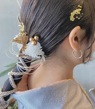 ロング カラー パーマ ヘアアレンジ メンズ キッズ ネイル マツエク・マツパ アイブロウ モリモト サナのヘアスタイル