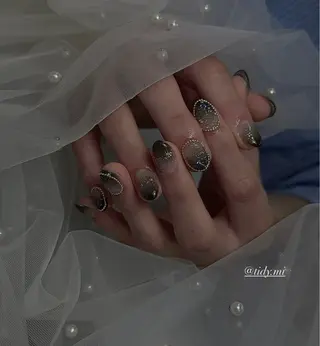 ネイル TIDY M&Mのネイルデザイン