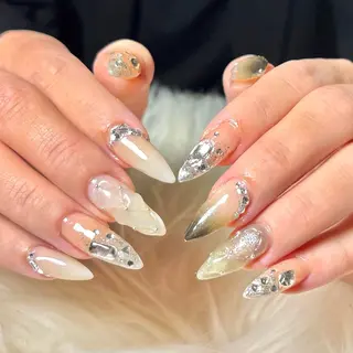 ネイル hohomi .のネイルデザイン