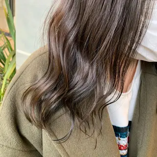 セミロング 津田 怜果のヘアスタイル