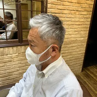 カラー パーマ メンズ 染矢 優希のヘアスタイル