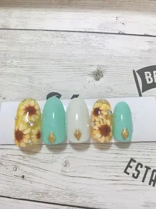 ネイル Bon Amieのネイルデザイン