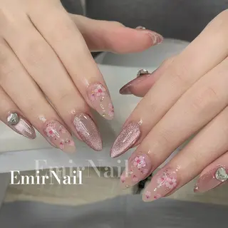 ネイル Emir Nailのネイルデザイン
