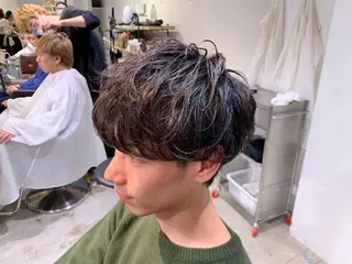 パーマ メンズ ツイストスパイラル 波巻き🩵片平和香奈のヘアスタイル