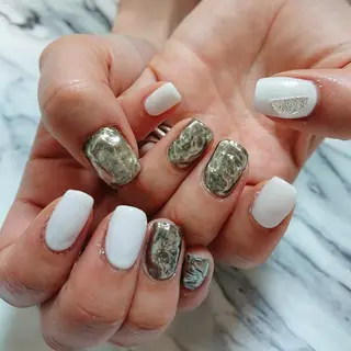 ネイル QULEONAIL所属・大城 裕麻のネイルデザイン