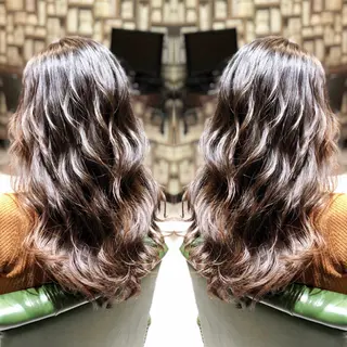 ロング カラー パーマ ヘアアレンジ tocca所属・毎月通える価格♪ 杉本真基のヘアスタイル