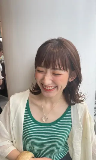 ミディアム goshima nagisaのヘアスタイル