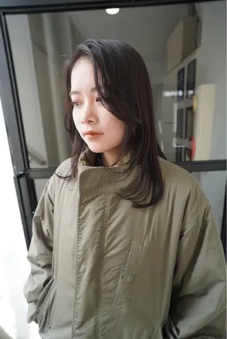 ミディアム wabi【ワビ】所属・manami/ヘア セット/ハイトーンのヘアスタイル