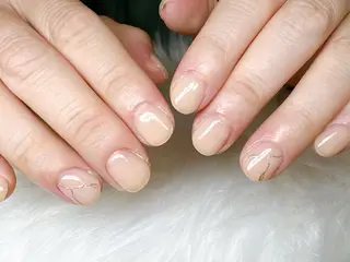 ネイル ECLAT エクラ所属・寺山 千鶴のネイルデザイン