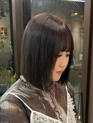 ミディアム mee.所属・ボブ、レイヤー /ベージュ/あづきのヘアスタイル