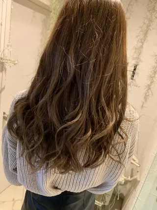 ロング カラー 髪質改善ストレート/ 東徳嶺 みくのヘアスタイル