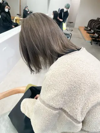 ショート カラー ヘアアレンジ ミニボブ/ブリーチ 🌈MISATOのヘアスタイル