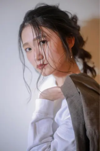 ロング カラー ヘアアレンジ 伊藤 裕貴のヘアスタイル