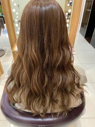 ロング カラー なつな/ 透明感カラーのヘアスタイル