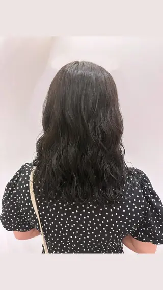 セミロング カラー パーマ Lita（リタ）所属・十希羽 / Litaのヘアスタイル