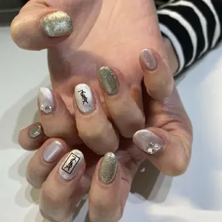 ネイル Fleur 【フルール】のネイルデザイン