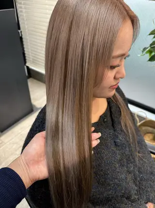 ロング カラー ハイトーン&髪質改善 &韓国エクステ🤎のヘアスタイル