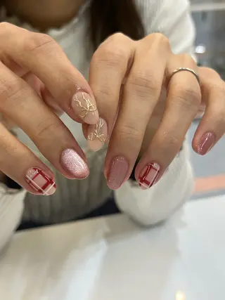 ネイル pool SAKIのネイルデザイン