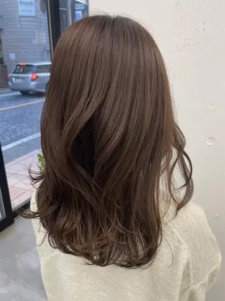 カラー NICA所属・陶山 直樹のヘアスタイル