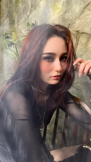 セミロング カラー 透明感カラー🩵🩵 韓国ヘアkanatoのヘアスタイル