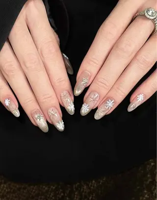 ネイル 美雪エステサロン所属・美雪 エステのネイルデザイン