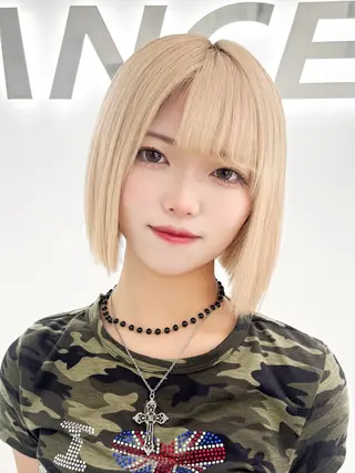 ショート カラー ヘアアレンジ 🤍縮毛矯正× 韓国ボブ🤍ひかりのヘアスタイル