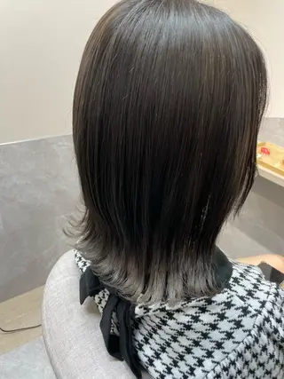ミディアム カラー 西 めぐみのヘアスタイル