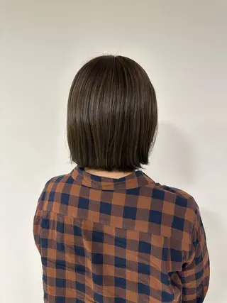 カラー ヤマダ カホのヘアスタイル