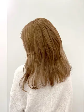ロング カラー コノカ/暖色カラー/ 透明感カラーのヘアスタイル
