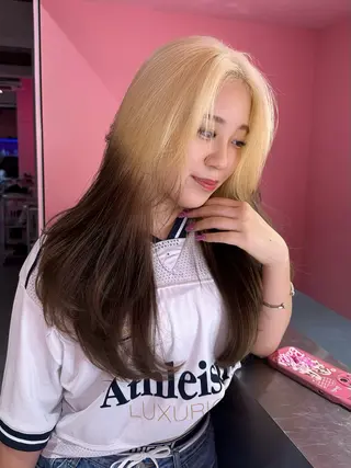 ロング ブリーチカラー 特化/MAHIROのヘアスタイル