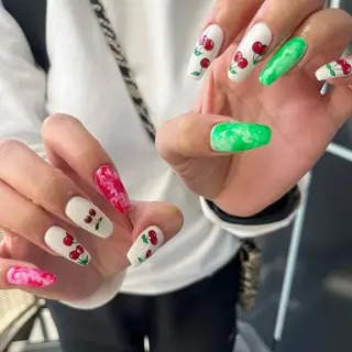 ネイル le'a moe KONAMIのネイルデザイン