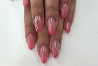 ネイル Ravi 胡町のネイルデザイン