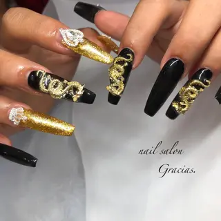 ネイル Gracias. rieのネイルデザイン