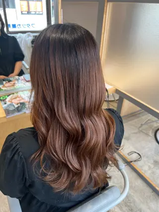 ロング ecru所属・政岡 花香のヘアスタイル