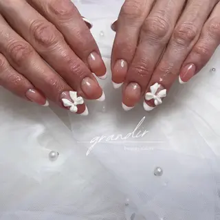 ネイル grandir所属・grandir🦋 MOMOKAのネイルデザイン