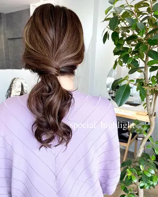 ミディアム 岸川 恭子のヘアスタイル