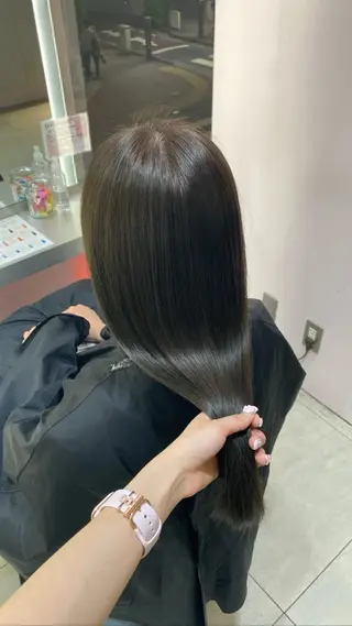 セミロング Euphoria＋n池袋サンシャイン通り所属・yuunaストレート モデル募集中🤍のヘアスタイル