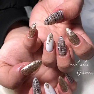ネイル Gracias. rieのネイルデザイン
