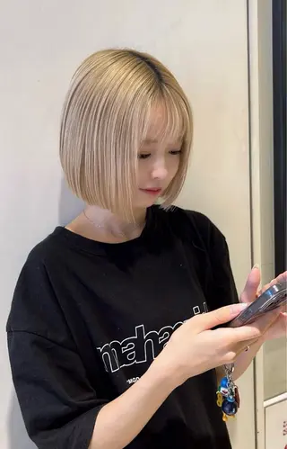 ショート カラー kammamia【カンマミア】所属・川村 夏のヘアスタイル