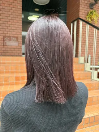 ミディアム green ueno所属・ウチダ 🦖✨艶カラーのヘアスタイル