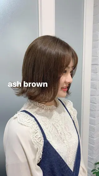 ミディアム カラー 山下恋佳/矢場町/ ブリーチ/ショートのヘアスタイル