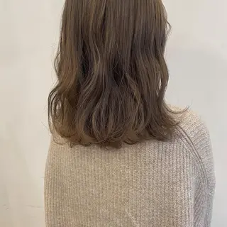 セミロング カラー ブリーチ指名 NO1🌈SAKIのヘアスタイル