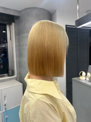 ミディアム 🎀ハイトーン特化 konomi🎀のヘアスタイル