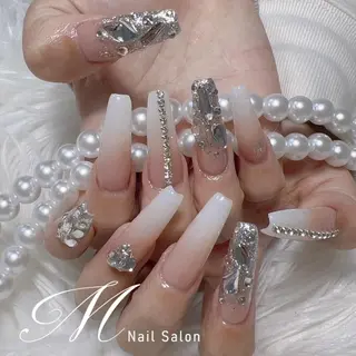 ネイル M✨ワンホン風ネイル パラジェル取扱🦋リのネイルデザイン