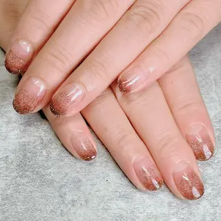 ネイル haleyume所属・shino🌟 痛ネイルのネイルデザイン