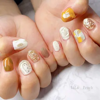 ネイル LaLa Peach 福岡のマツエク・マツパデザイン